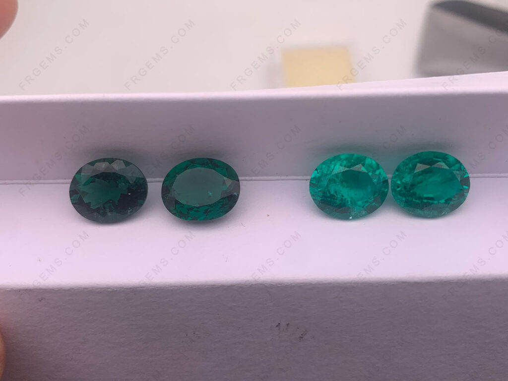 Lab-Grown-Emerald-Green-Zambia-Green-Color-VS-Colombia-Green-color-stones-China-IMG_7478