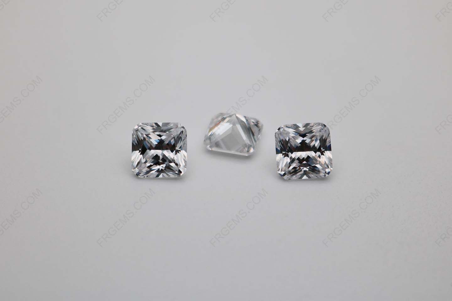 IRA Cubic Zirconia American Diamond 5A, Size: 1.00-10.00 mm at Rs  0.75/piece in Jaipur