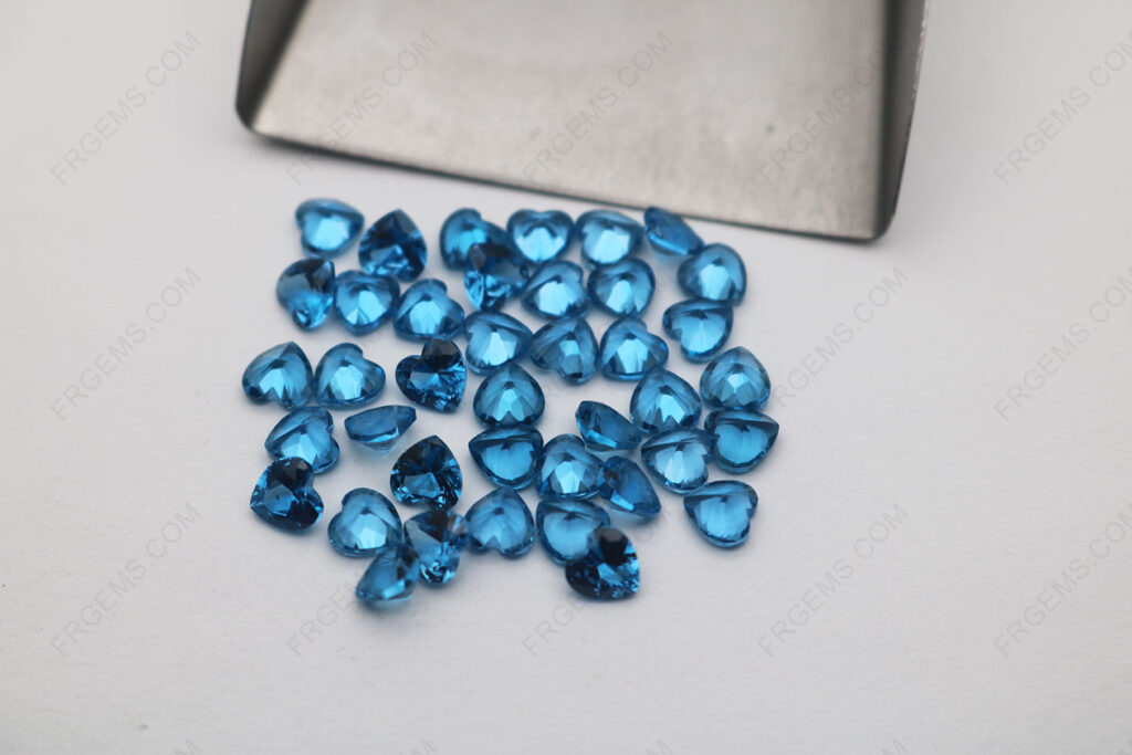 Synthetic-Spinel-Swiss-blue-119#-Color-Heart-shape-Faceted-cut-5x5mm-Loose-gemstones-Suppliers-in-China-IMG_6896