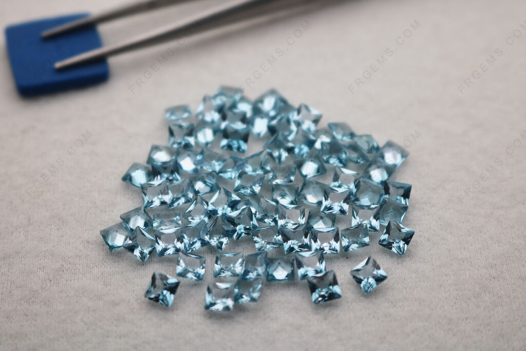 Synthetic-aquamarine-Spinel-106#-blue-color-square-princess-cut-4x4mm-Loose-gemstones-manufacturers-in-china-MG_7112