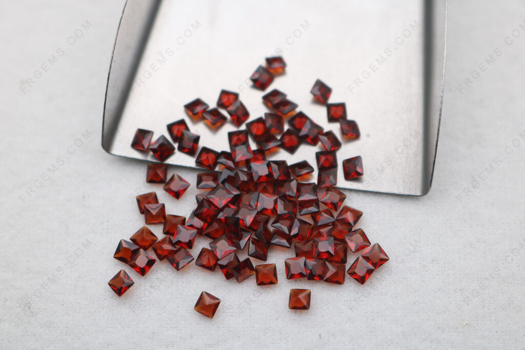 Bulk-Wholesale-Natural-Genuine-Garnet-Red-Light-color-Square-princess-cut-3x3mm-loose-Gemstones-China-IMG_7304