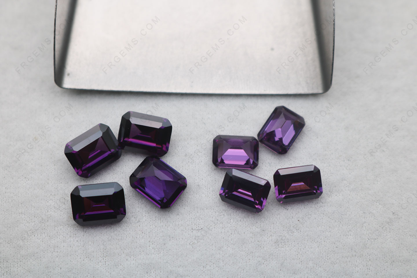 Wholesale 3A High Quality Cubic Zirconia Amethyst Color Emerald cut 9x7mm Loose Gemstones