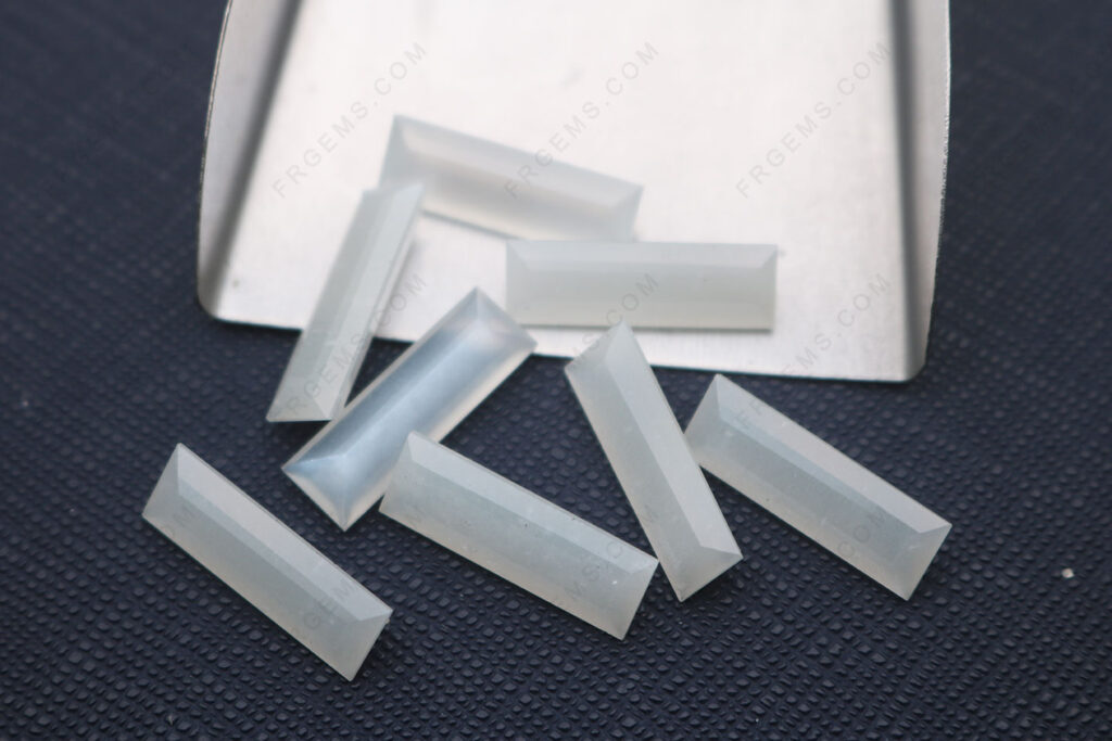 Wholesale-Natural-Genuine-White-Moonstone-Baguette-Faceted-18x6mm-Loose-Gemstones-Suppliers-in-China-IMG_7377