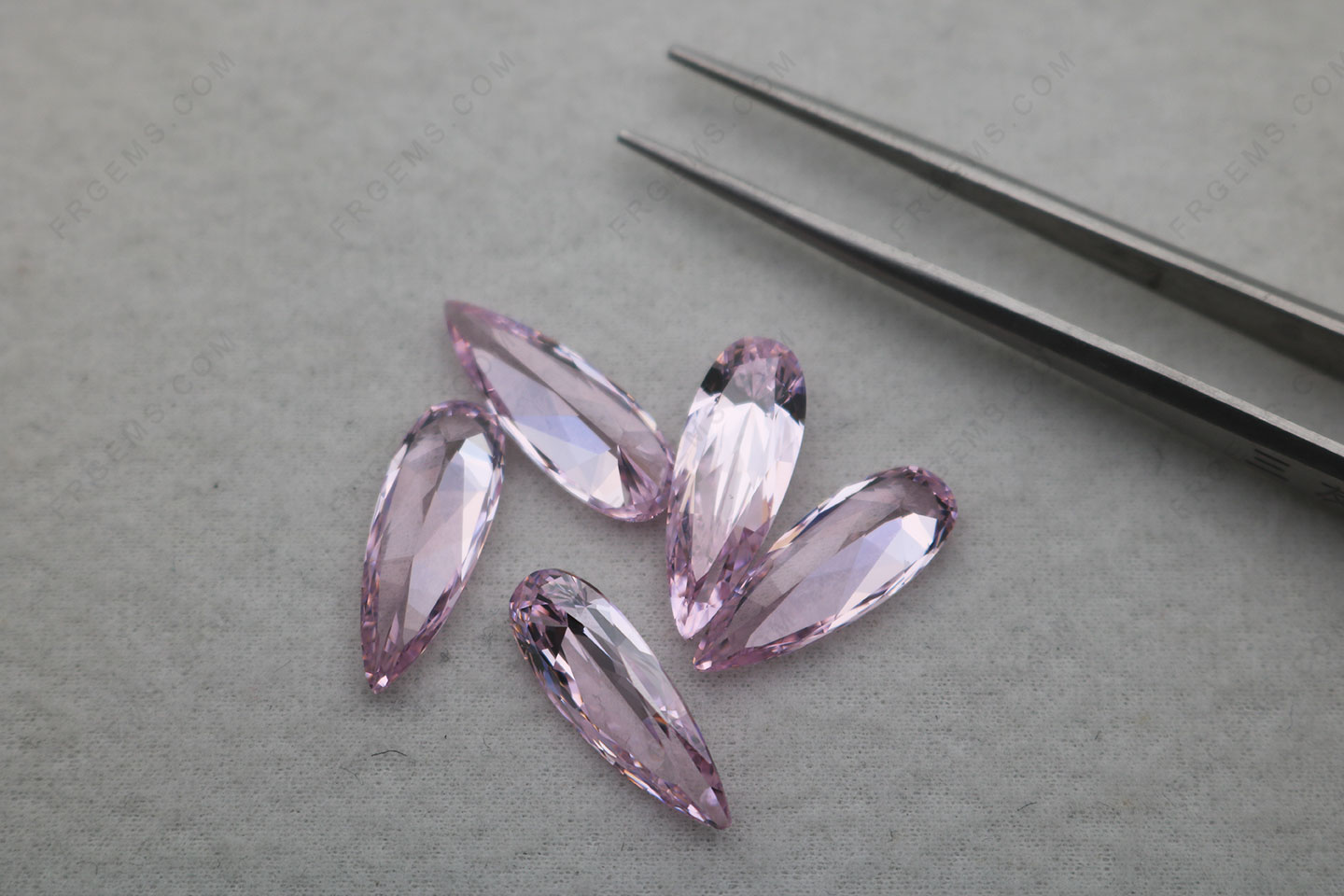 Light Pink Color Cubic Zirconia 5A Best quality custom pear shaped faceted 19x7mm loose Gemstones