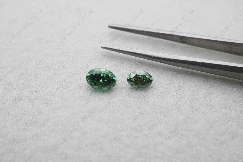 Best-Quality-Moissanite-Green-Color-Oval-Shape-Faceted-cut-7x5mm-and-6x4mm-loose-Gemstones-Wholesale-China-IMG_7612