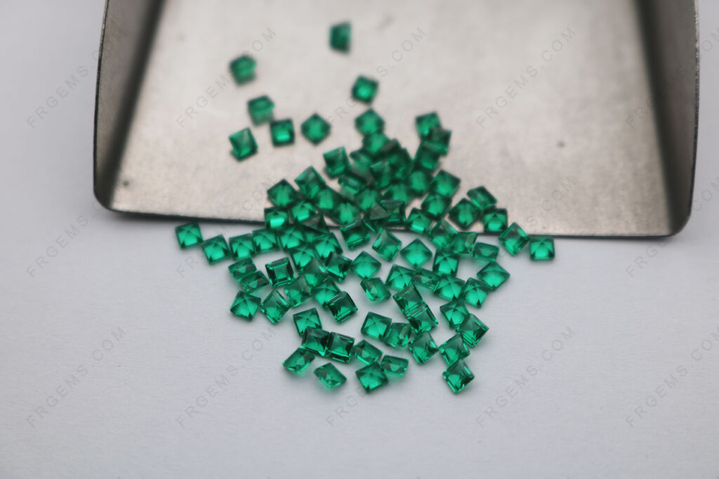 Emerald-Green-dark-Color-Nano-Crystal-111#-Square-Step-cut-2x2mm-Faceted-Loose-Gemstones-Wholesale-MG_7568