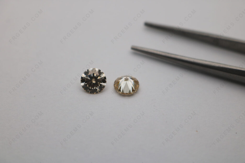 Moissanite-Light-Champagne-Color-Round-Faceted-Brilliant-Cut-6mm-Loose-Gemstones-China-Suppliers-IMG_7465