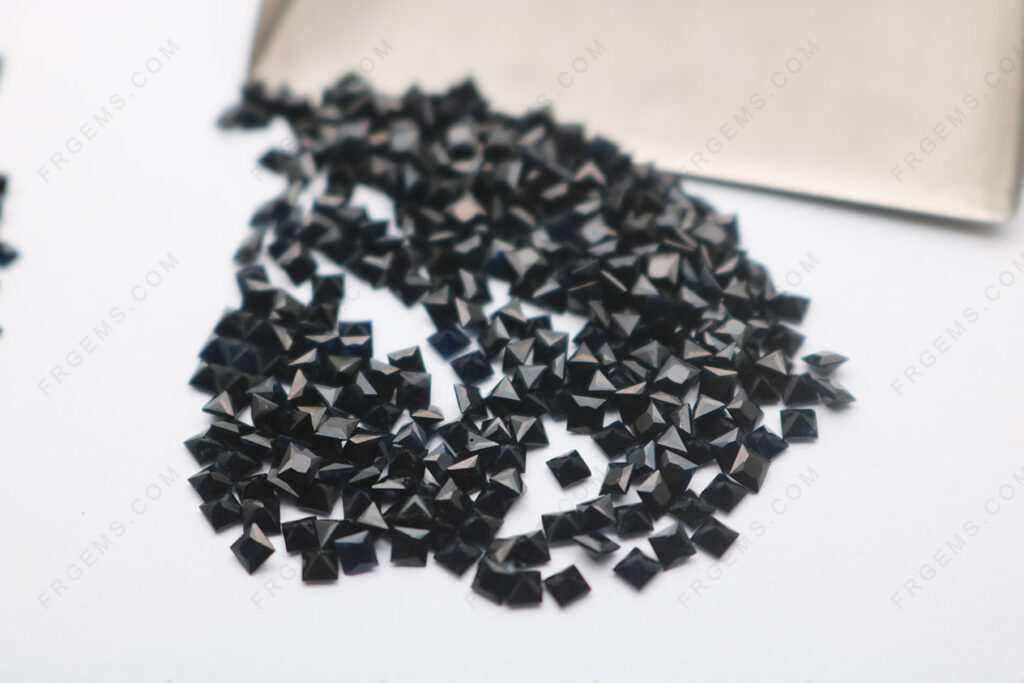 Natural-Black-Sapphire-Square-Princess-cut-2.5x2.5mm-faceted-loose-Gemstones-Suppliers-in-China-IMG_7443