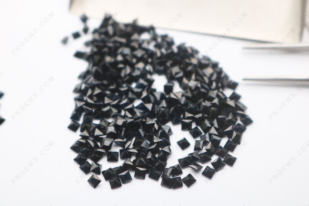 Natural-Genuine-Black-Sapphire-Square-Princess-cut-2.5x2.5mm-faceted-loose-Gemstones-Wholesale-China-IMG_7441