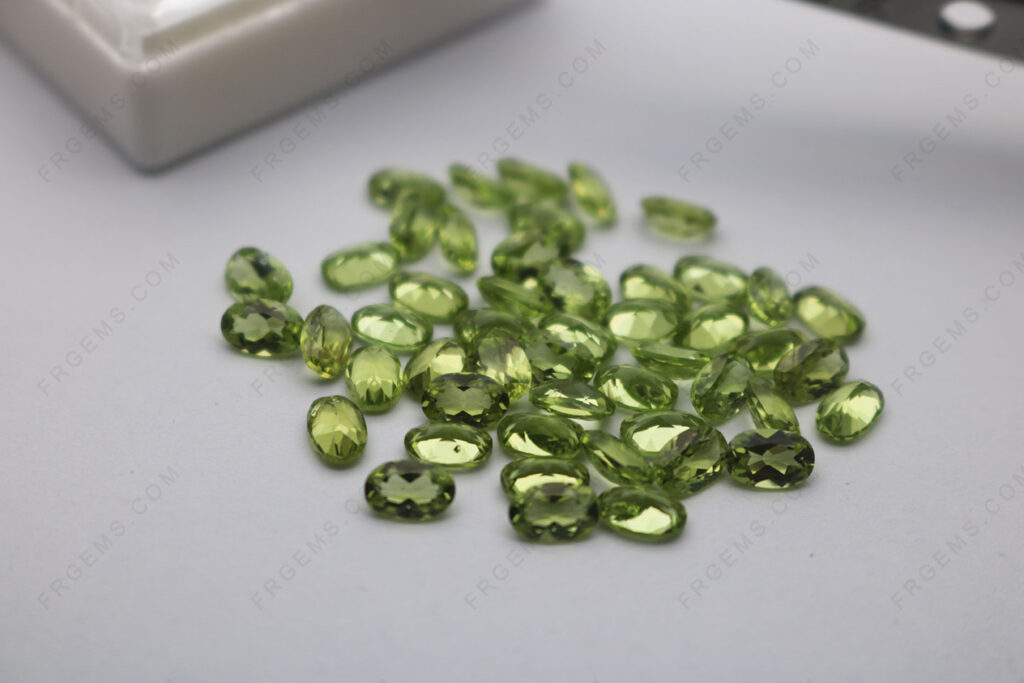 Natural-Genuine-Peridot-Color-Oval-Shape-6x4mm-Faceted-Loose-Gemstones-China-Suppliers-IMG_7539