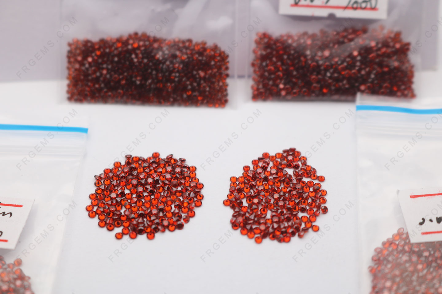 Loose CZ Garnet Red Dark Color Melee size 1.30mm Round shape faceted brilliant cut Gemstones