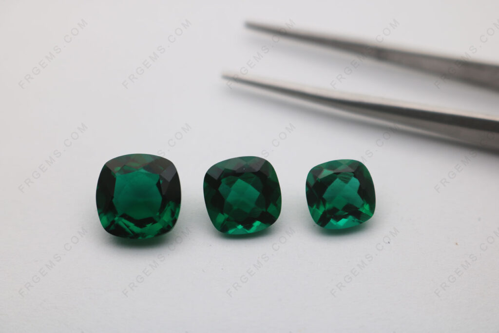 Hydrothermal-Lab-Emerald-Zambia-Green-color-Cushion-Shape-faceted-10x10mm-and-8x8mm-Loose-Gemstones-IMG_7700