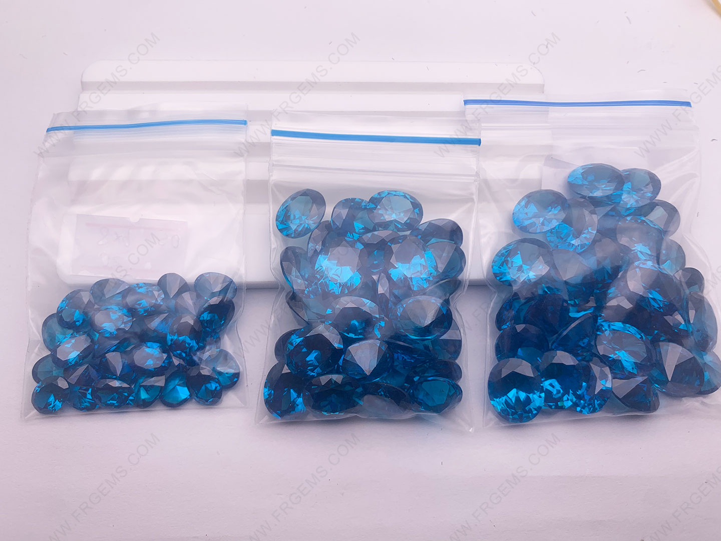 Cubic Zirconia Swiss Blue Color Oval Shape Faceted Cut 9x11mm stones CZ40 wholesale